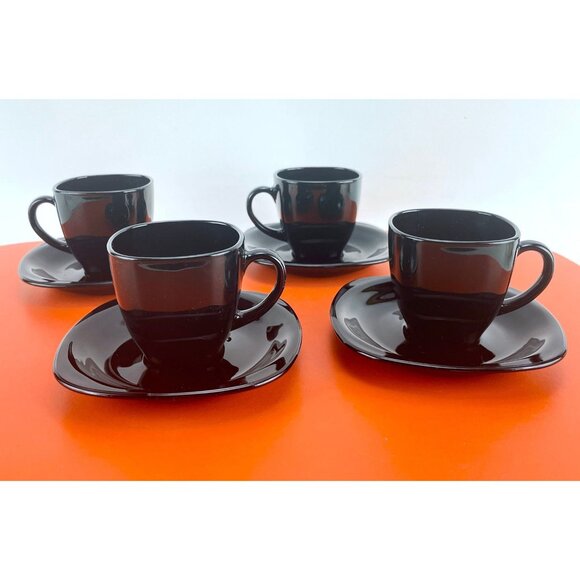 Vintage 1980s demitasses and saucers set, square black glass, Arcoroc France - Picture 4 of 10